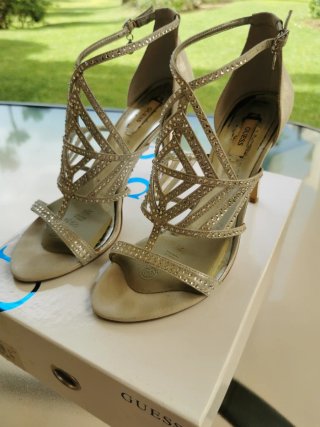 Zapatos de tacón Guess talla 40