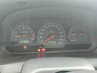 Volvo V40 1999