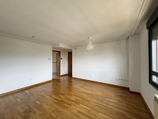 Piso en alquiler en Pº Zorrilla - Cuatro de Marzo en Valladolid
