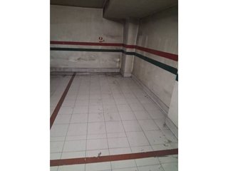Garaje en venta en Cementiri Vell en Terrassa