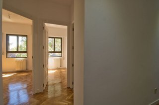 Piso en alquiler en Costillares en Madrid