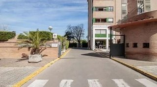 Garaje en venta en Palacio de Congresos - Urbadiez - Entrepuentes en Sevilla