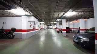 Garaje en venta en Palacio de Congresos - Urbadiez - Entrepuentes en Sevilla