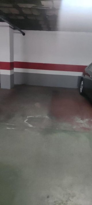 Garaje en venta en Palacio de Congresos - Urbadiez - Entrepuentes en Sevilla