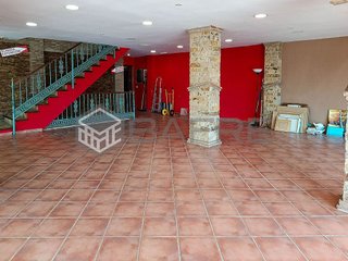 Local comercial en alquiler en Perchel Norte - La Trinidad en Málaga