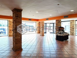 Local comercial en alquiler en Perchel Norte - La Trinidad en Málaga