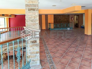 Local comercial en alquiler en Perchel Norte - La Trinidad en Málaga