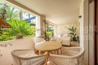 Piso en venta en Nueva Andalucía centro en Marbella