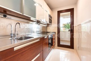 Piso en venta en Nueva Andalucía centro en Marbella