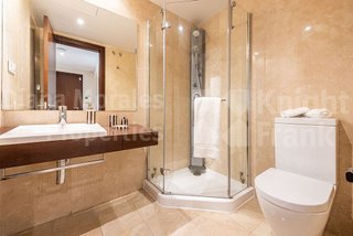 Piso en venta en Nueva Andalucía centro en Marbella