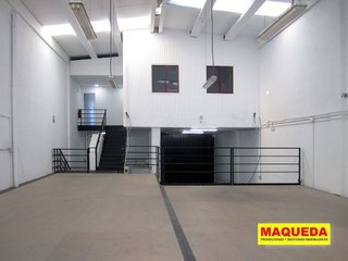 Nave industrial en alquiler en Parque Ondarreta - Urtinsa en Alcorcón