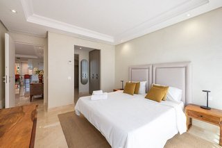 Ático en alquiler en Nueva Andalucía centro en Marbella