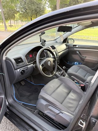 Volkswagen Golf 2005