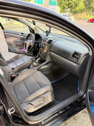Volkswagen Golf 2005