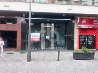 Local comercial en alquiler en Centro - Mendibil - Santiago en Irun
