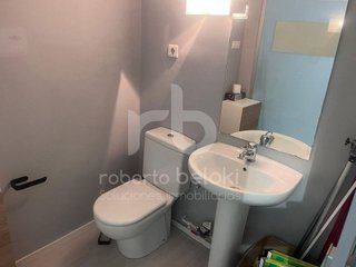 Local comercial en alquiler en Centro - Mendibil - Santiago en Irun