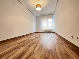 Piso en alquiler en El Llano en Gijón