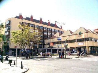 Local comercial en venta en Zona Puerto Deportivo en Fuengirola