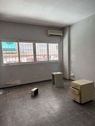 Local comercial en venta en Zona Puerto Deportivo en Fuengirola