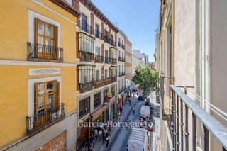 Piso en alquiler en Cortes - Huertas en Madrid