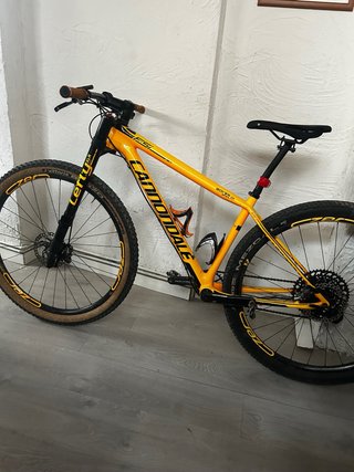 Bicicleta Cannondale Lefty Montaña fibra carbono