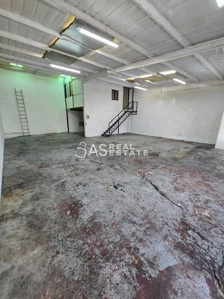 Local comercial en venta en El Barral Ferial en Coslada