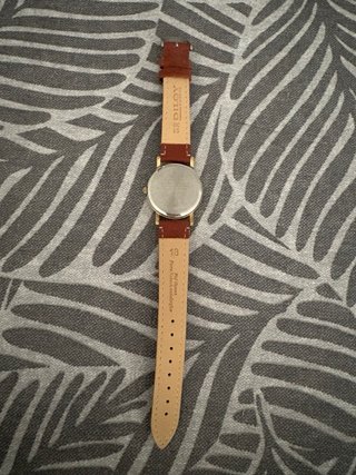 Reloj H&M esfera lunares