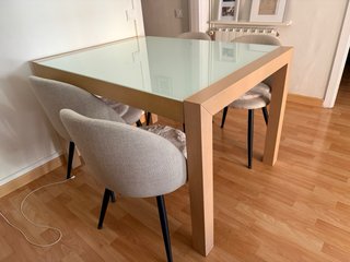 Mesa comedor cristal y madera *NO INCLUYE SILLAS*