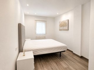 Piso en alquiler en Numancia - San Fernando en Santander