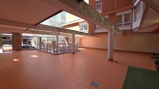 Local comercial en venta en Ensanche en Coruña (A)