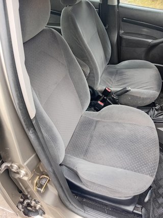 Ford Focus Sedan 1.6 16V 100