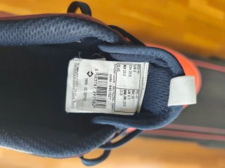 Zapatillas pádel KUIKMA naranja y azul