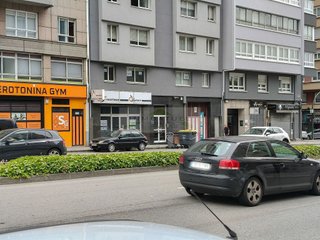 Local comercial en alquiler en Os Mallos - San Cristóbal en Coruña (A)