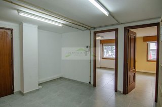 Local comercial en alquiler en Os Mallos - San Cristóbal en Coruña (A)
