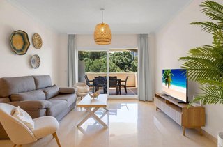 Piso en alquiler en Elviria en Marbella