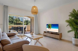 Piso en alquiler en Elviria en Marbella
