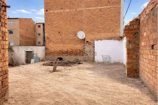 Solar en venta en Santa Rosa - Can Mariner en Santa Coloma de Gramanet