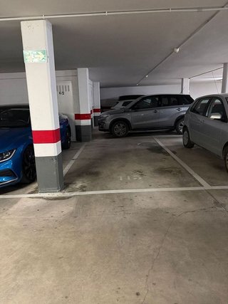 Garaje en venta en Los Olivos en Huesca