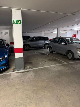 Garaje en venta en Los Olivos en Huesca