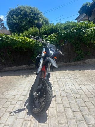 Beta 125 RR Supermotard 4T Roja