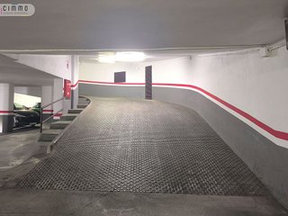 Garaje en alquiler en Sant Gervasi - La Bonanova en Barcelona