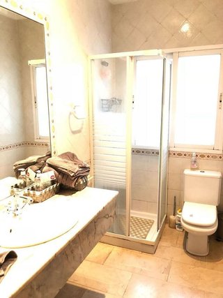 Chalet en alquiler en Nueva Andalucía centro en Marbella