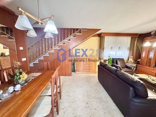 Casa adosada en venta en Montigalà -Sant Crist en Badalona