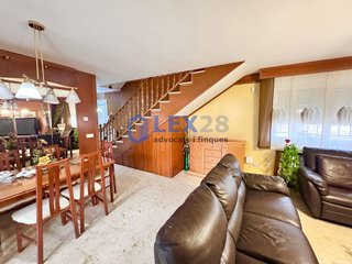 Casa adosada en venta en Montigalà -Sant Crist en Badalona