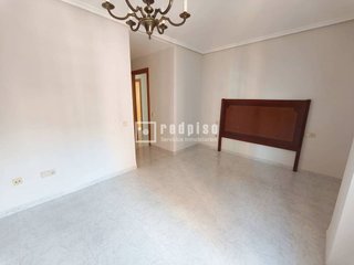 Piso en alquiler en Este en Castellón de la Plana