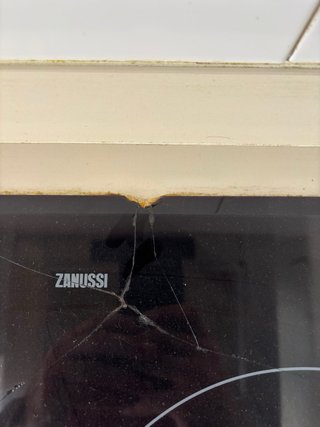 Placa de inducción Zanussi (cristal roto)