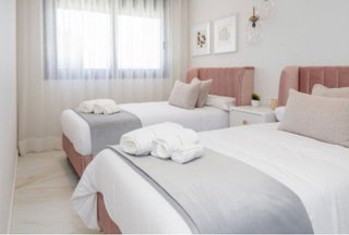 Casa pareada en alquiler en Los Naranjos - Las Brisas en Marbella