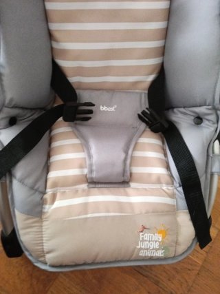 Mecedora para bebé con arco de juegos