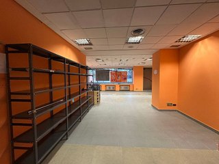 Local comercial en venta en San Juan en Pamplona