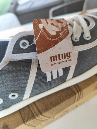 Zapatillas Mustang Lona Gris Talla 38 Nuevas